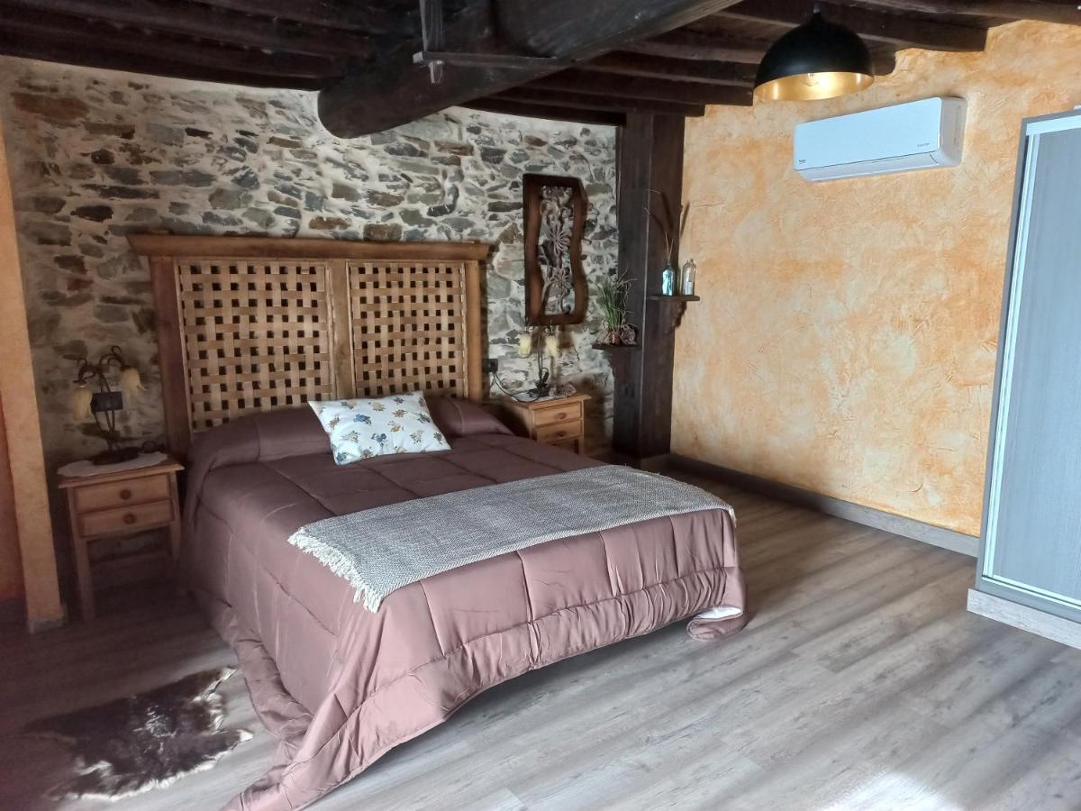 Santibanez el Bajo Casa Rural La Moraquintanaヴィラ エクステリア 写真