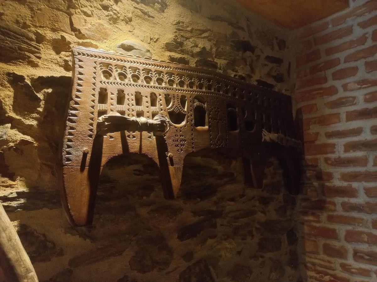 Santibanez el Bajo Casa Rural La Moraquintanaヴィラ エクステリア 写真